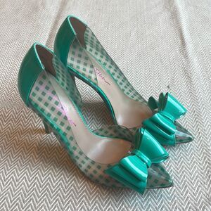 Betsey Johnson Gingham Teal Clear Bow Heels Size 7